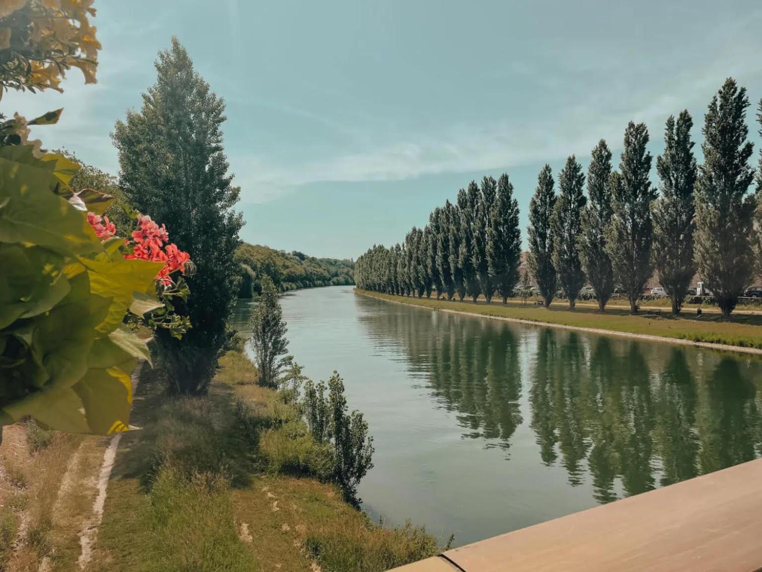 L'Eden Centre Ville Melun Ngoại thất bức ảnh